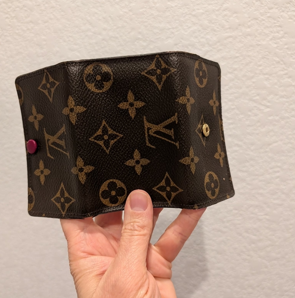 Louis Vuitton Key Holder in Monogram canvas - Picture 2 of 10